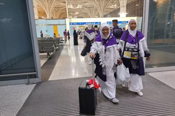 7.773 Jemaah Haji Nusantara dari 12 Embarkasi Bertolak ke Madinah Hari Hal ini