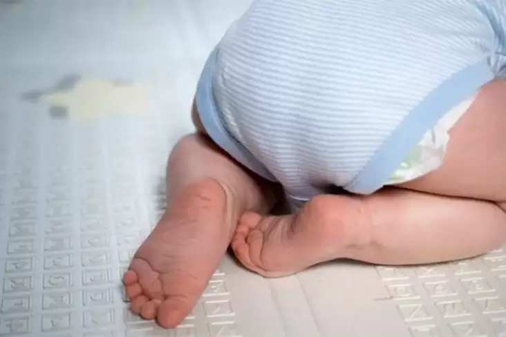 Apakah Bayi Sering Mengejan Bahaya untuk Kesehatannya? Hal ini Keterangan Dokter
