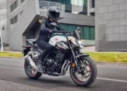 Honda Luncurkan Moge Murah CB500 Hornet, Harga Rp100 Jutaan!