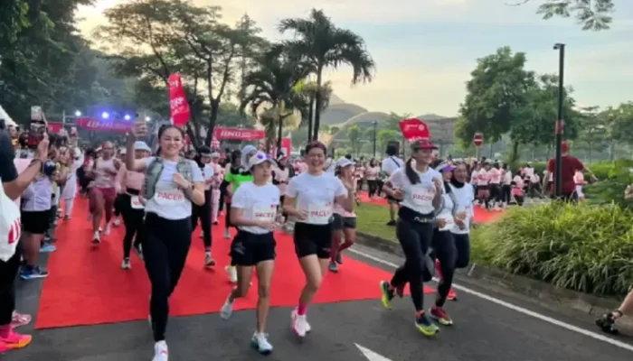 Intip Keseruan Acara Woman Half Marathon 2024 di Taman Mini Indonesia Indah