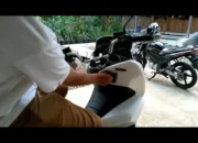 Kreatif, Pria Ini adalah Gunakan Motor PCX Jadi Perontok Jagung