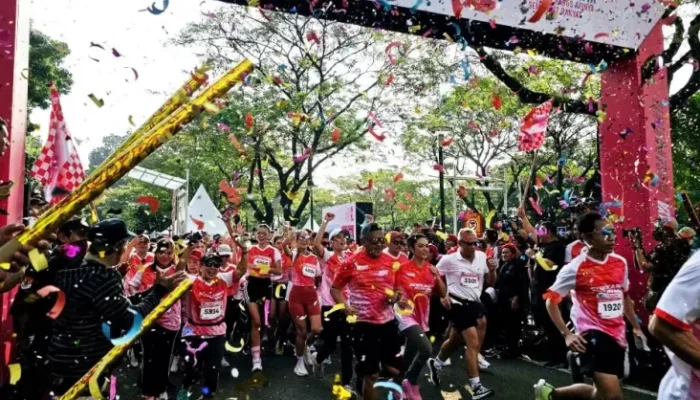 Ganjar juga Para Menteri hingga Anggota DPR PDIP Ikuti Soekarno Run di GBK