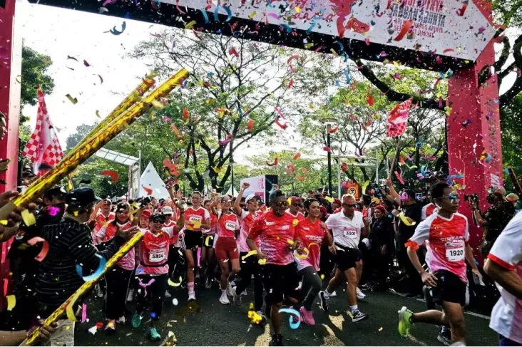 Ganjar juga Para Menteri hingga Anggota DPR PDIP Ikuti Soekarno Run di GBK