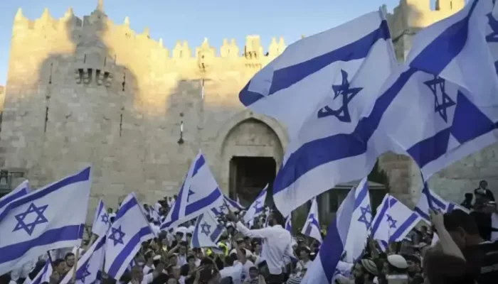 Warga Yahudi Gelar Pawai Bendera dalam Masjid Al Aqsa, organisasi Hamas Marah Besar