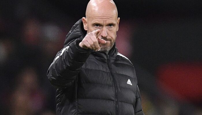 Erik ten Hag dikabarkan tetap melatih Manchester United