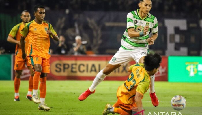 Munster nilai mentalitas tanding anak asuhnya bagus lawan Persibo