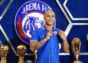 Arema FC perkenalkan tiga pemain asing baru