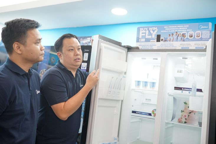 Jajaran Perangkat Genggam Elektronik Midea Hadir pada PRJ 2024