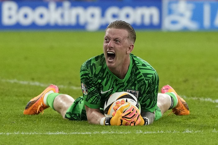 Inggris Jadi Tim Paling Sering Oper Bola ke Kiper